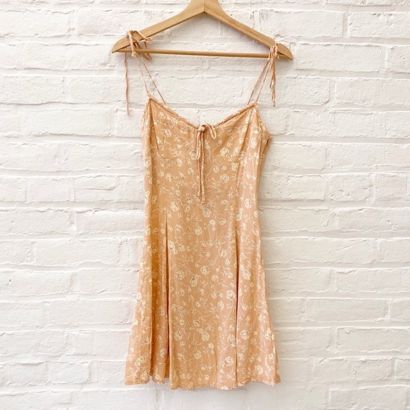 Blue Life || Siena Corset Mini Dress in Peachy Keen Pink Floral Tie Shoulders S - Picture 1 of 7